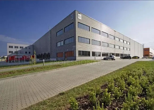 Pronájem skladu, Praha - Horní Počernice, Sezemická, 3259 m2