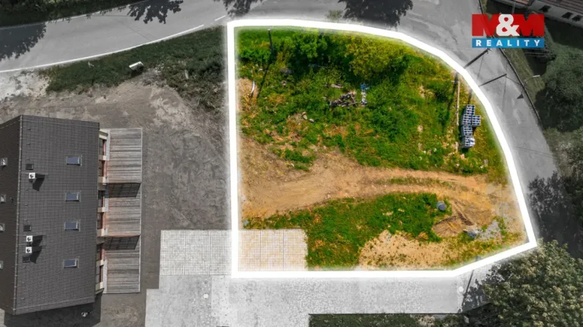 Prodej pozemku pro bydlení, Černá v Pošumaví - Bližná, 800 m2