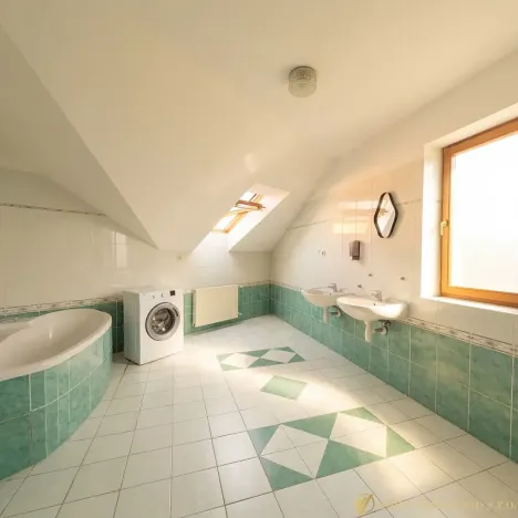 Prodej bytu 3+1, Mladá Boleslav, Komenského náměstí, 105 m2