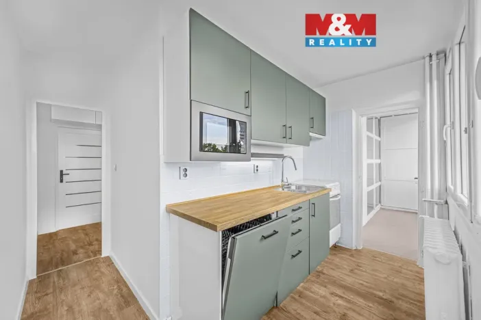 Pronájem bytu 3+1, Hradec Králové - Slezské Předměstí, Severní, 62 m2