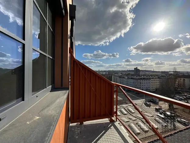 Prodej bytu 2+kk, Praha - Vysočany, Kolbenova, 60 m2