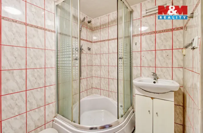 Pronájem bytu 2+1, Chomutov, Dřínovská, 61 m2