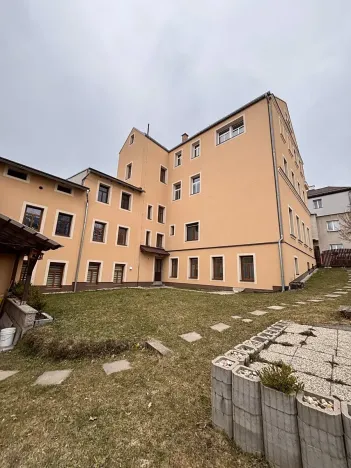 Pronájem bytu 2+kk, Jablonec nad Nisou, V Luzích, 45 m2