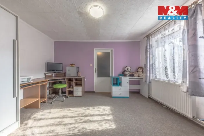 Prodej rodinného domu, Horní Počaply, 180 m2