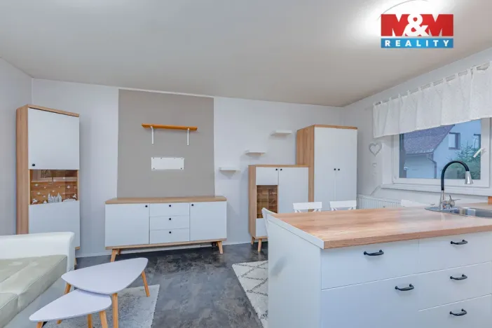 Prodej bytu 2+kk, Líšnice, 40 m2
