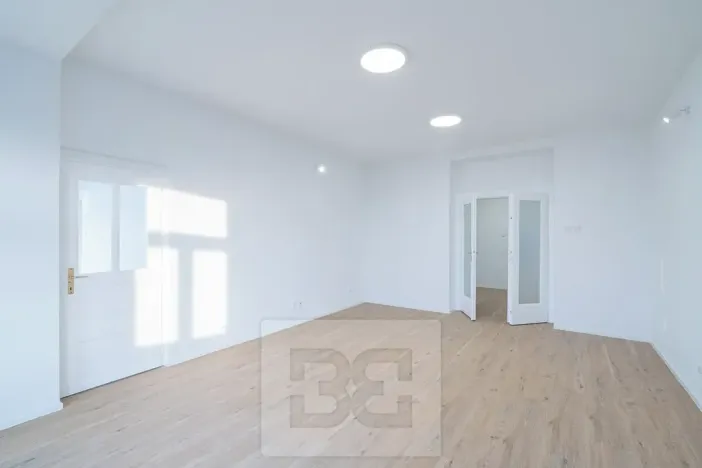 Pronájem bytu 3+1, Praha - Libeň, Na stráži, 110 m2