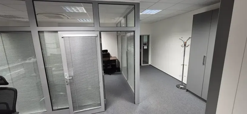 Pronájem kanceláře, Praha - Hradčany, Milady Horákové, 191 m2