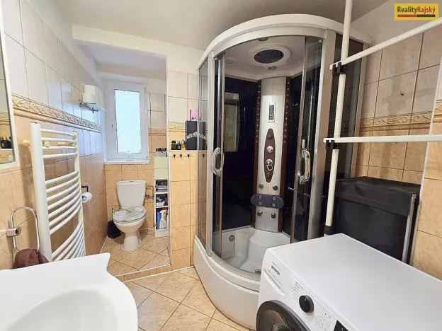 Prodej bytu 3+kk, Stará Huť, Čsl. Armády, 65 m2