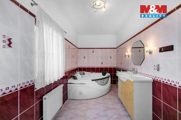 Prodej rodinného domu, Praha - Újezd nad Lesy, Svojšická, 230 m2