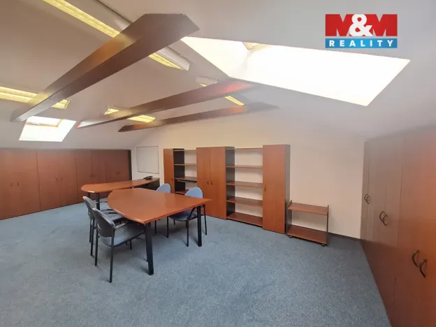 Prodej kanceláře, Ostrava - Moravská Ostrava, Janáčkova, 1100 m2