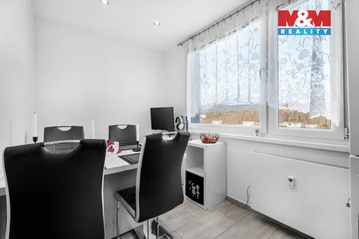 Pronájem bytu 3+1, Liberec - Liberec VI-Rochlice, Sametová, 69 m2