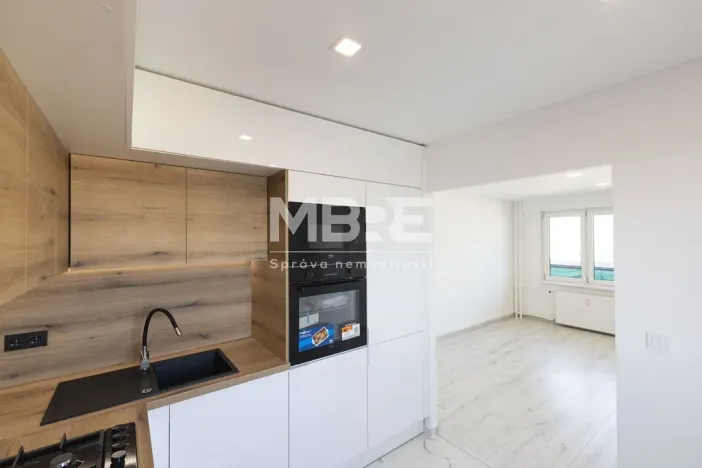 Pronájem bytu 3+1, Orlová - Lutyně, Vnitřní, 71 m2