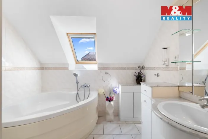 Prodej rodinného domu, Sulice - Želivec, K Lukám, 164 m2