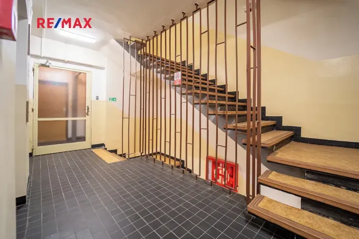 Prodej bytu 1+kk, Praha - Strašnice, Černokostelecká, 26 m2