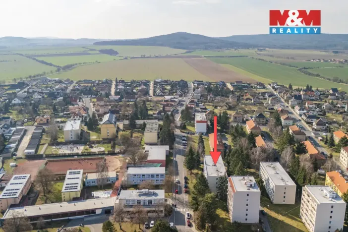 Prodej bytu 2+kk, Žebrák, Sídliště, 39 m2