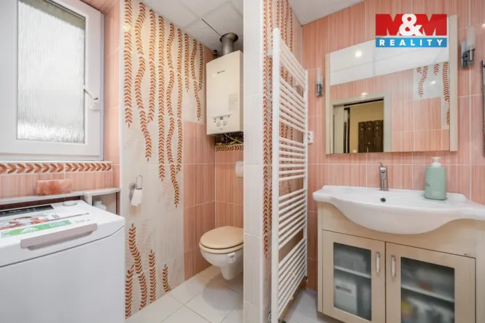 Prodej bytu 2+1, Teplice, Svojsíkova, 56 m2