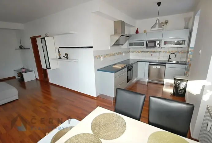 Pronájem bytu 3+kk, Liberec, Pod Rušičkou, 110 m2