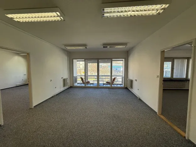 Pronájem kanceláře, Vsetín, Dolní náměstí, 194 m2