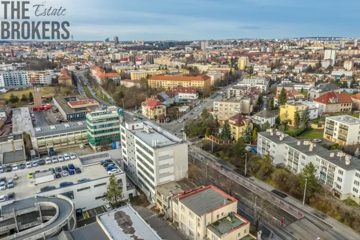 Pronájem kanceláře, Praha - Strašnice, Průběžná, 375 m2
