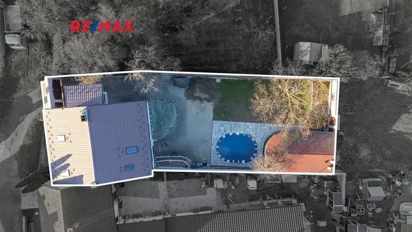 Prodej rodinného domu, Milovice, 249 m2