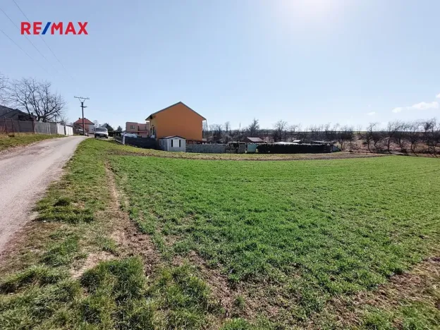 Prodej pozemku pro bydlení, Prace, 842 m2