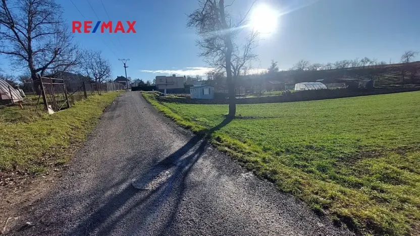 Prodej pozemku pro bydlení, Prace, 842 m2