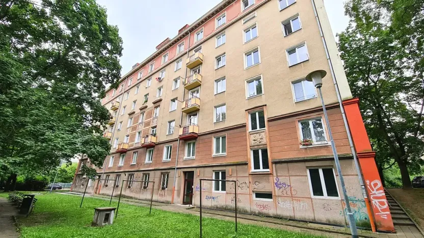 Pronájem skladu, Brno, Klatovská, 23 m2