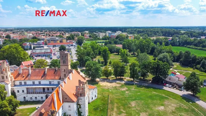 Prodej pozemku pro bydlení, Břeclav, 12389 m2