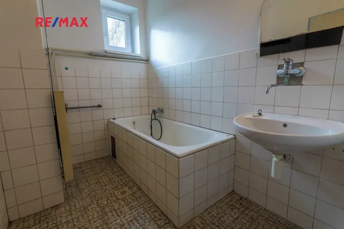 Prodej rodinného domu, Louka, 210 m2