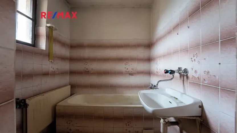 Prodej rodinného domu, Lipov, 180 m2