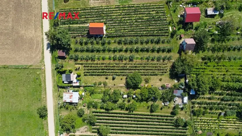 Prodej zahrady, Mikulov, 997 m2