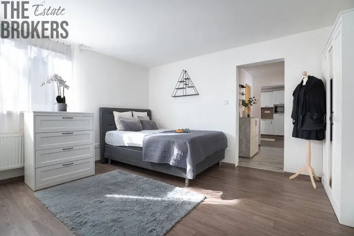 Prodej rodinného domu, Praha - Miškovice, Všetatská, 172 m2