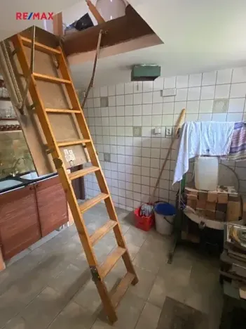 Prodej vinného sklepa, Moravany, 60 m2