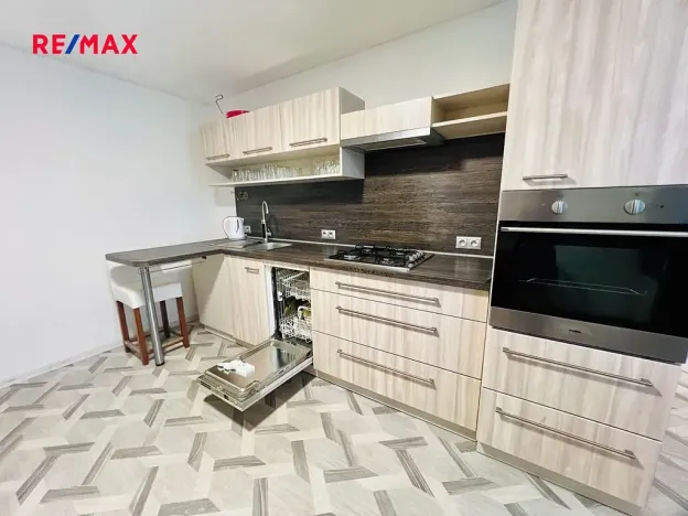 Prodej rodinného domu, Vacenovice, 215 m2