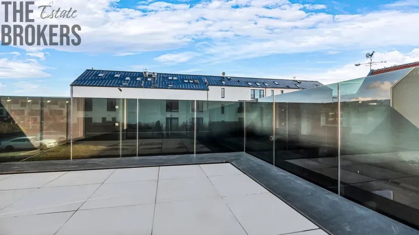 Prodej rodinného domu, Tursko, Jezdecká, 214 m2