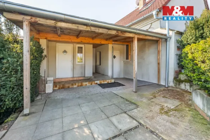 Prodej rodinného domu, Líský, 240 m2