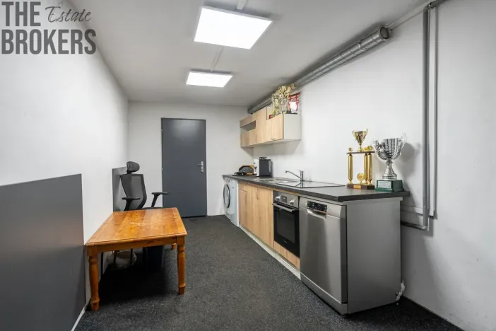 Prodej komerční, Praha, 525 m2