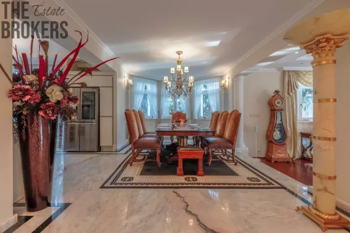 Prodej rodinného domu, Praha - Dolní Měcholupy, U přejezdu, 359 m2