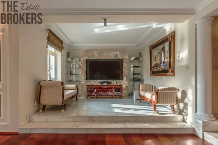 Prodej rodinného domu, Praha - Dolní Měcholupy, U přejezdu, 359 m2