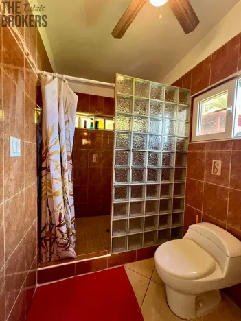 Prodej rodinného domu, Coxen Hole, Roatán, Honduras, 326 m2