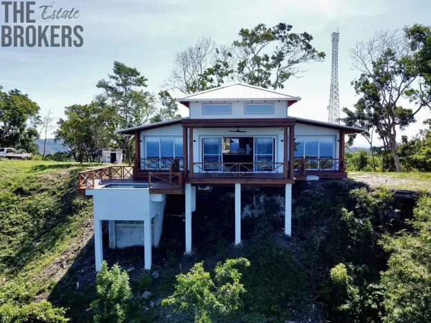 Prodej rodinného domu, Coxen Hole, Roatán, Honduras, 238 m2