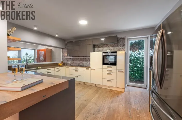 Prodej rodinného domu, Praha - Lahovice, K novým domkům, 300 m2