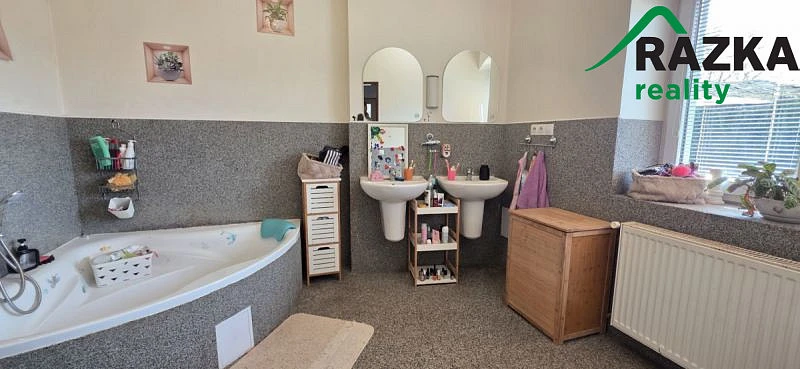 Prodej rodinného domu, Černošín, 132 m2