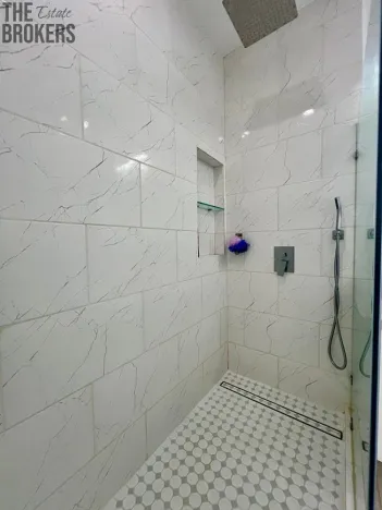 Prodej rodinného domu, Coxen Hole, Roatán, Honduras, 245 m2