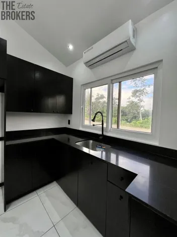 Prodej rodinného domu, Coxen Hole, Roatán, Honduras, 90 m2