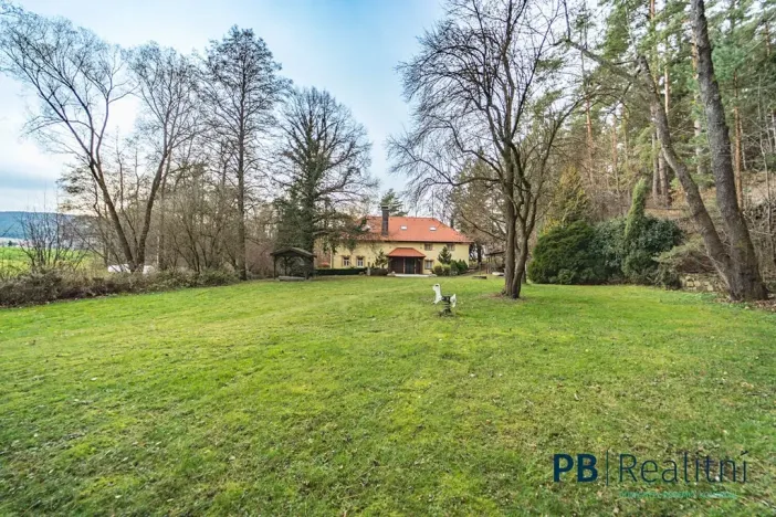 Prodej rodinného domu, Křemže, 450 m2