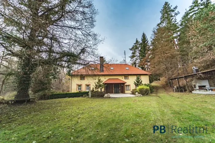 Prodej rodinného domu, Křemže, 450 m2