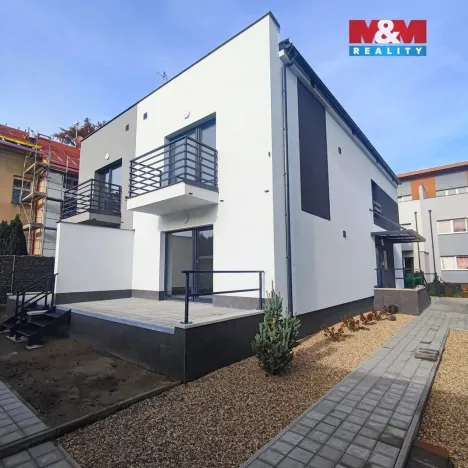 Pronájem bytu 3+kk, Hradec Králové, Malá, 65 m2