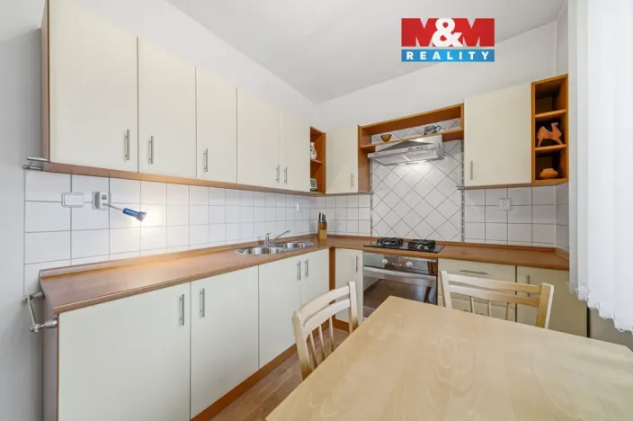 Prodej bytu 2+1, Uničov, Nerudova, 53 m2