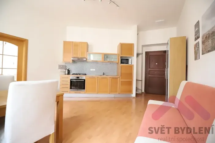 Pronájem bytu 2+kk, Praha - Nové Město, Koubkova, 53 m2
